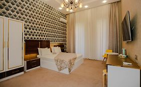 Dionis Hotel
